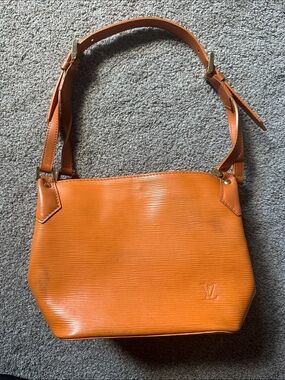 Louis Vuitton Orange Mandara PM Epi Leather Shoulder Bag with Gold Hardware